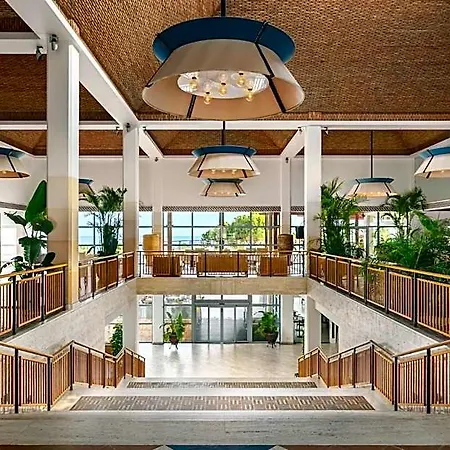 Otel Grande Real Santa Eulalia & 5*