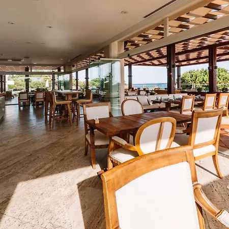 Grande Real Santa Eulalia Resort&hotel